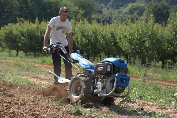 ARATRO ROTATIVO GROUNDBLASTER BCS